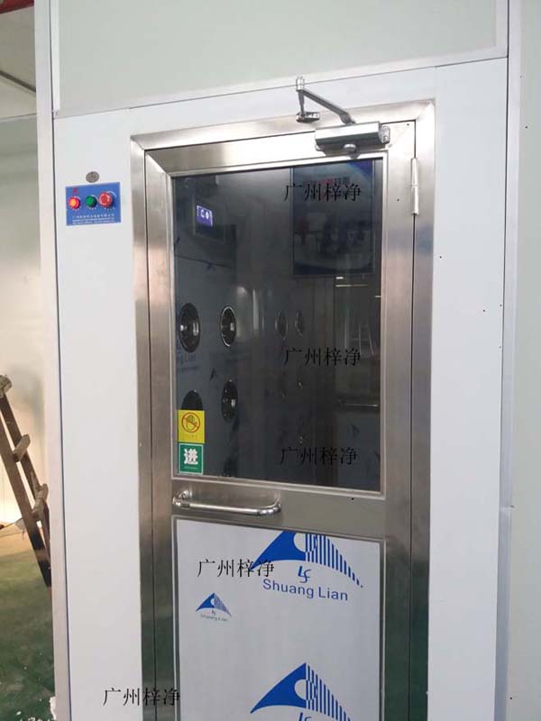 單人雙吹風(fēng)淋室外烤漆內(nèi)不銹鋼 單人雙吹風(fēng)淋室外烤漆內(nèi)不銹鋼