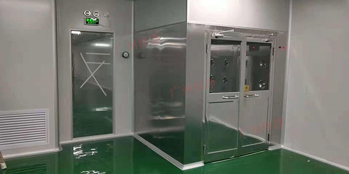 風(fēng)淋室不同類型的風(fēng)機(jī)，其噪音水平可能會(huì)有所不同。