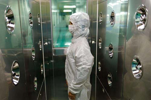 操作人員對風(fēng)淋室的正確使用也是影響凈化效果的重要因素。