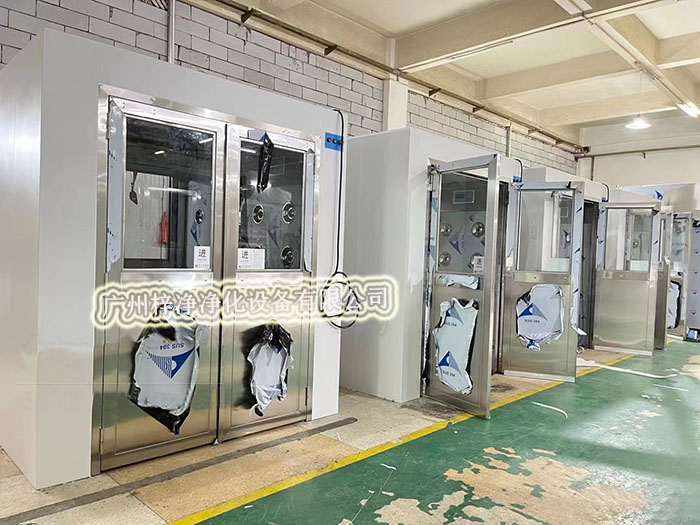 風(fēng)淋室的類型繁多，不同類型的風(fēng)淋室適用于不同的場(chǎng)合和需求