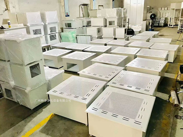 高效送風口通常安裝在潔凈室的天花板或墻壁上，送風面積較大，適用于大面積潔凈室。