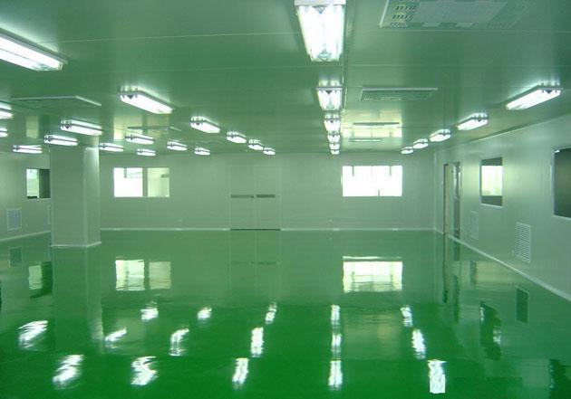 潔凈技術(shù)（cleanroom）是適應(yīng)實(shí)驗(yàn)研究與產(chǎn)品加工的精密化、微型化、高純度、高質(zhì)量和高可靠性等方面要求而誕生的一門(mén)新興技術(shù)。潔凈室（cleanroom）這個(gè)名詞和概念源于18世紀(jì)六十年代的歐洲醫(yī)學(xué)，當(dāng)時(shí)的理解僅限于經(jīng)噴灑消毒后可以控制創(chuàng)部感染率的處置室、手術(shù)室這類滅菌處理的工作境